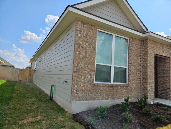 Foto del edificio - 4 Bedroom Single Family Home in Temple