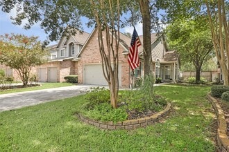 Building Photo - 2330 Summit Way Ct