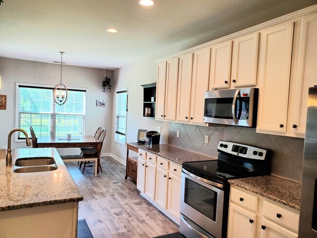 Foto del edificio - 148 Poplar Branch Way