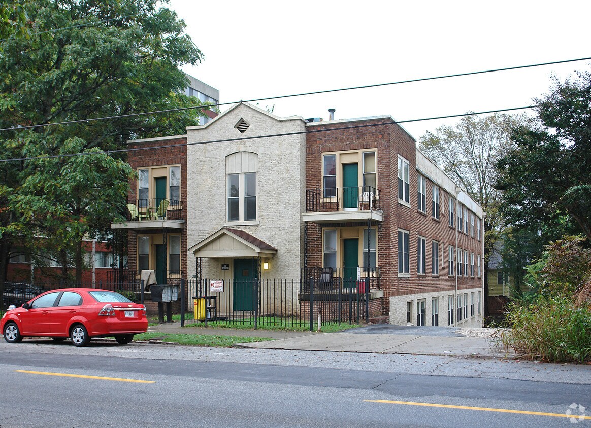 Foto principal - 386 NE Parkway Dr
