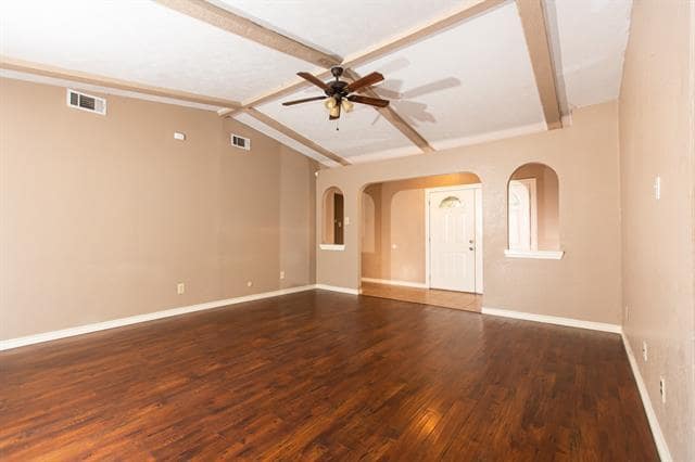 Building Photo - 2429 Emerson Dr