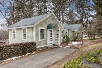 Building Photo - 92 Farmers Row