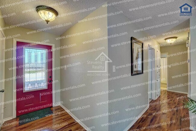 Foto del edificio - 2704 NW 75th St