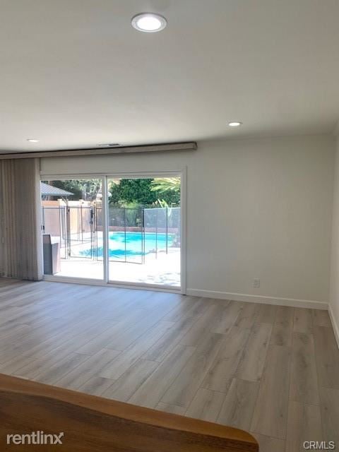 Foto principal - 3 br, 2.5 bath House - 320 S Reese Pl