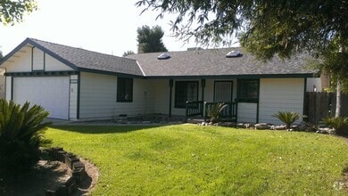 Building Photo - 1673 E Eastbrook Ave