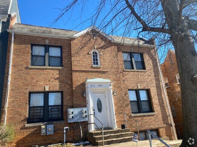 Building Photo - 1945 2nd St NE