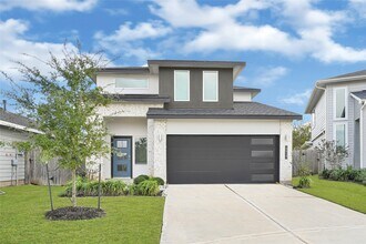 Building Photo - 12737 Ermine St