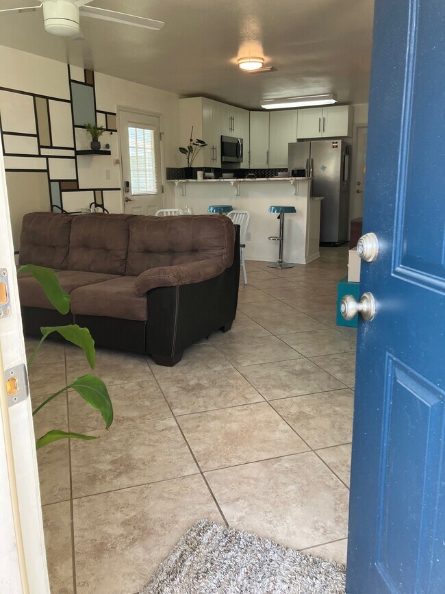 Foto del edificio - 2207 Timberwood Cir S
