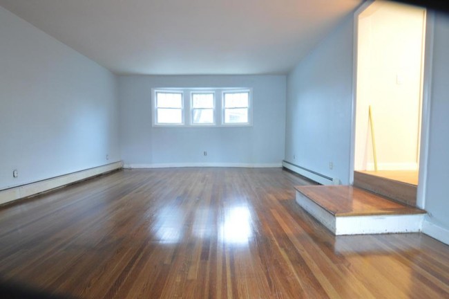 Foto del edificio - 47 Pleasant st #5 Leicester, MA