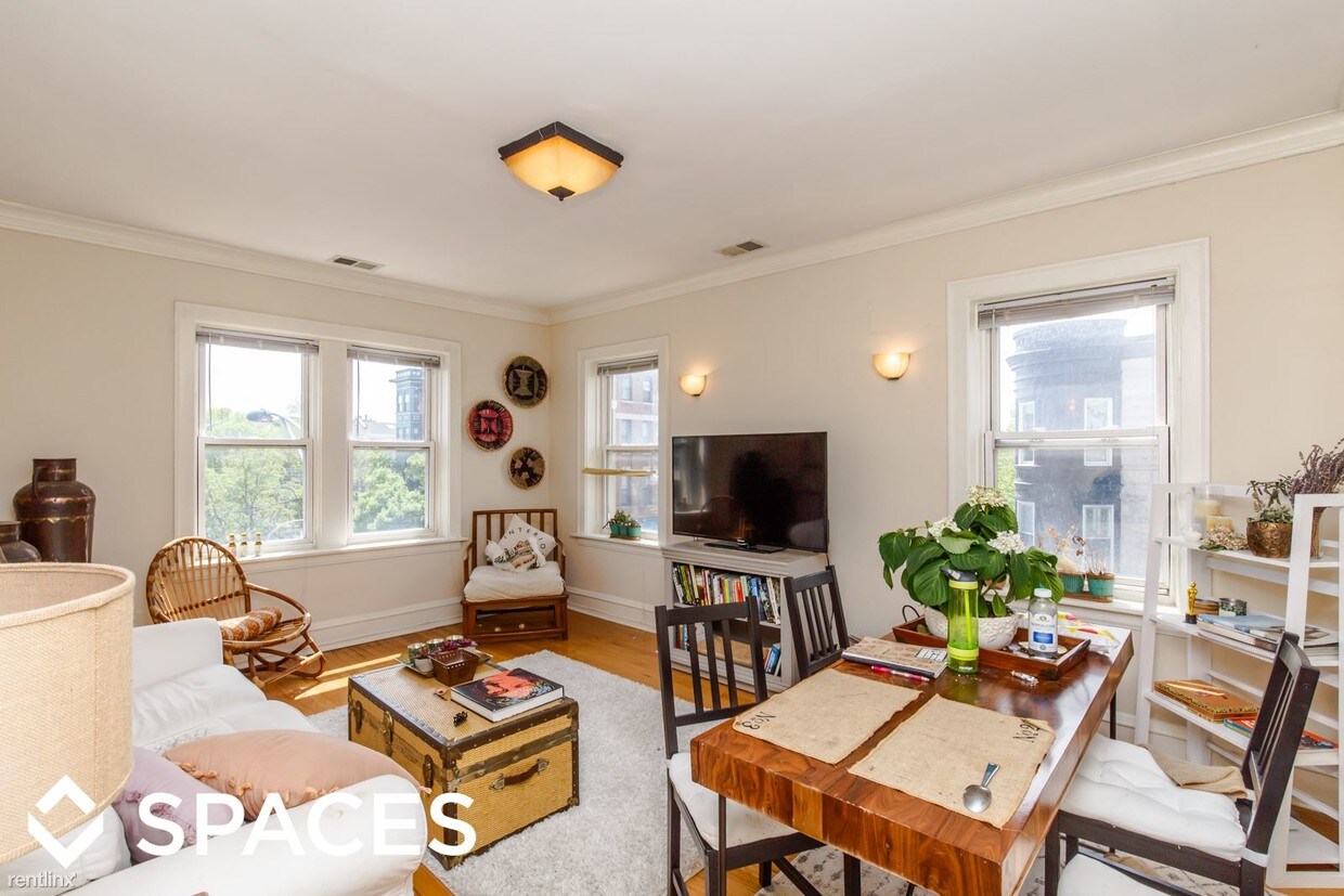 Primary Photo - 3 br, 1 bath Apartment - 1406 West Roscoe #3S
