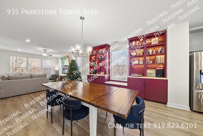 Foto del edificio - 935 Parkstone Towne Blvd