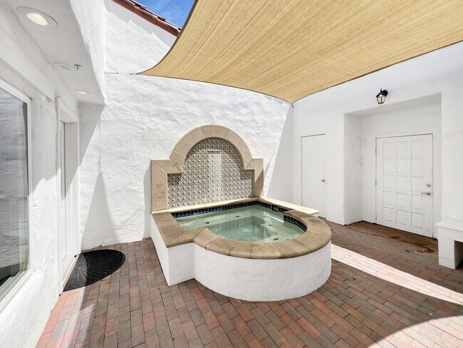 Building Photo - 1334 Miraflores Glen