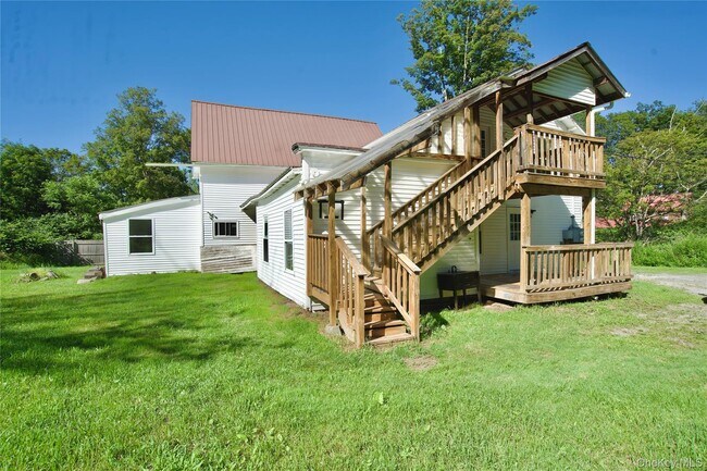 Foto del edificio - 120 Main St