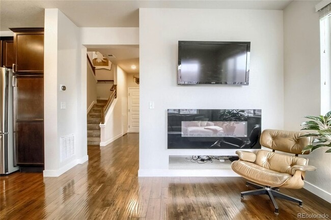 Foto del edificio - 6775 Morrison Dr