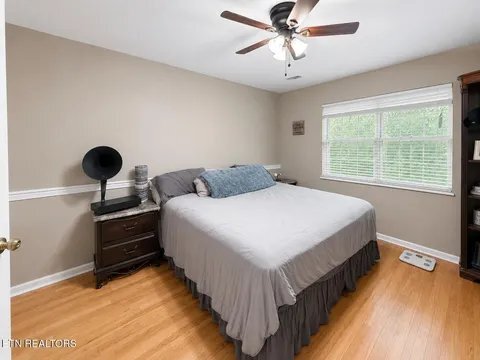 Foto del edificio - 7512 Creek Song Ct
