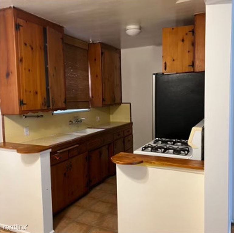 Building Photo - 1 br, 1.5 bath 4plex - 14535 Weddington St...
