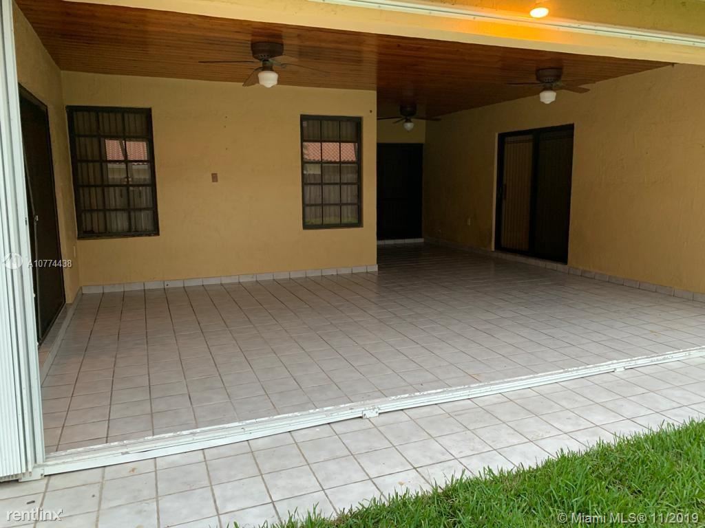 Building Photo - 3 br, 2 bath House - 8321 NW 167th Ter