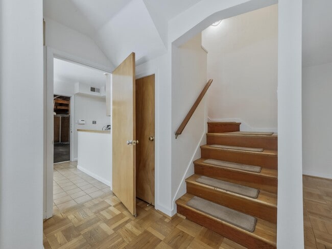 Building Photo - 21 El Cerrito Ave