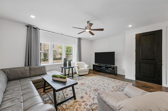 Foto del edificio - 1322 Casselberry Dr