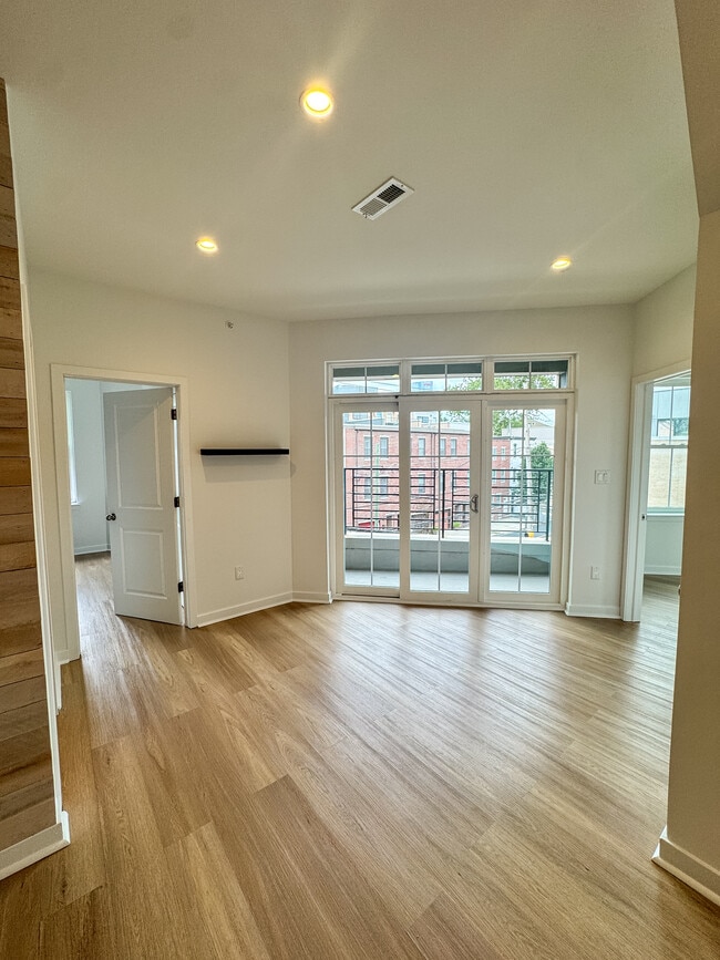 Building Photo - 2539 Grays Ferry Ave