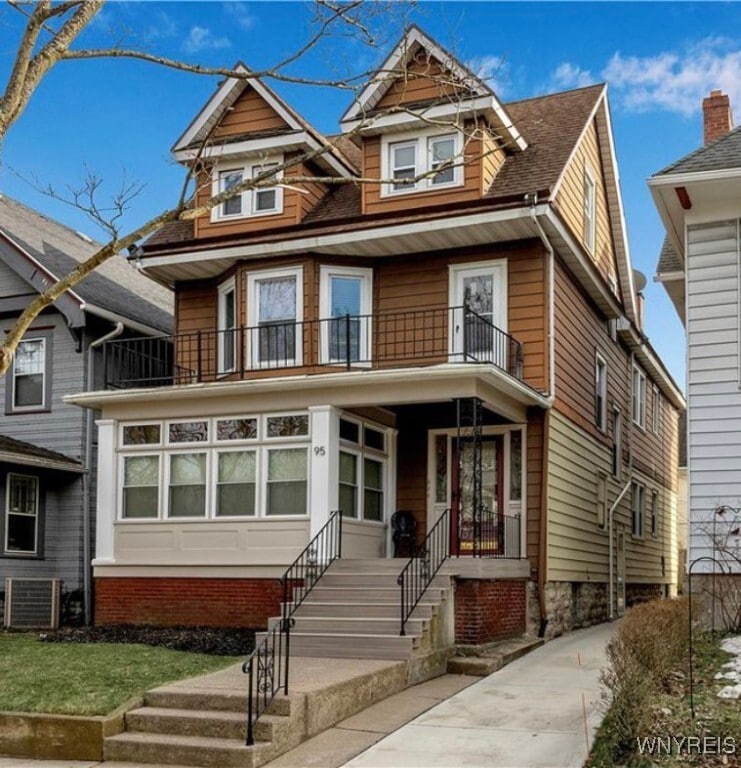 Foto principal - 95 Inwood Pl