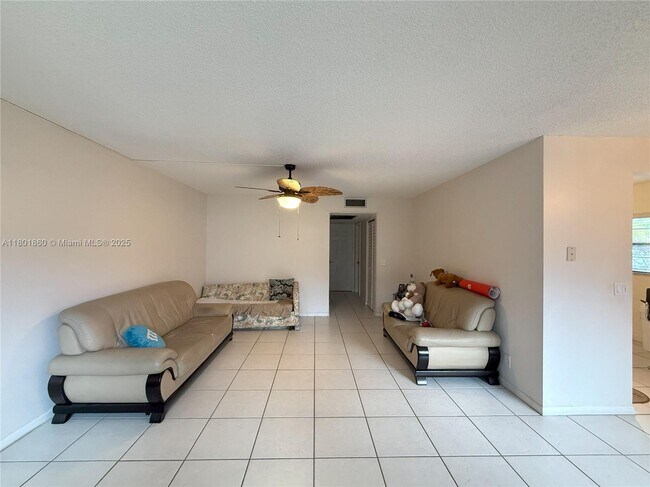 Foto del edificio - 100 SW 132nd Way