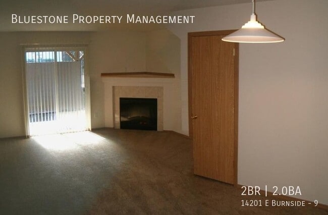 Foto del edificio - Two bedroom, two bathroom apartment with w...