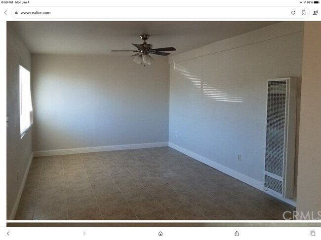 Living Room - 26944 Prospect St