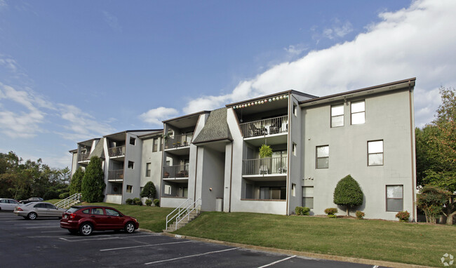 Foto del edificio - Germantown Garden Apartments