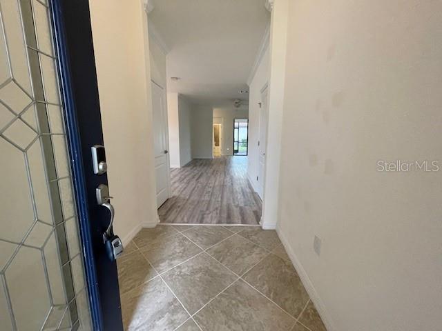Building Photo - 9865 Wingood Dr