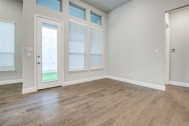 Foto del edificio - 13280 Jonata St