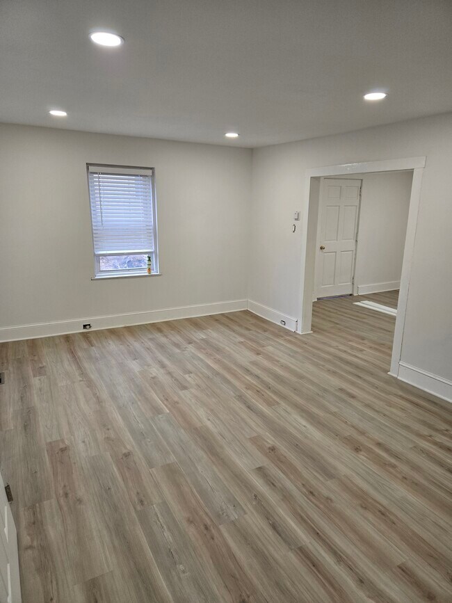 Comedor - 1414 Willison St