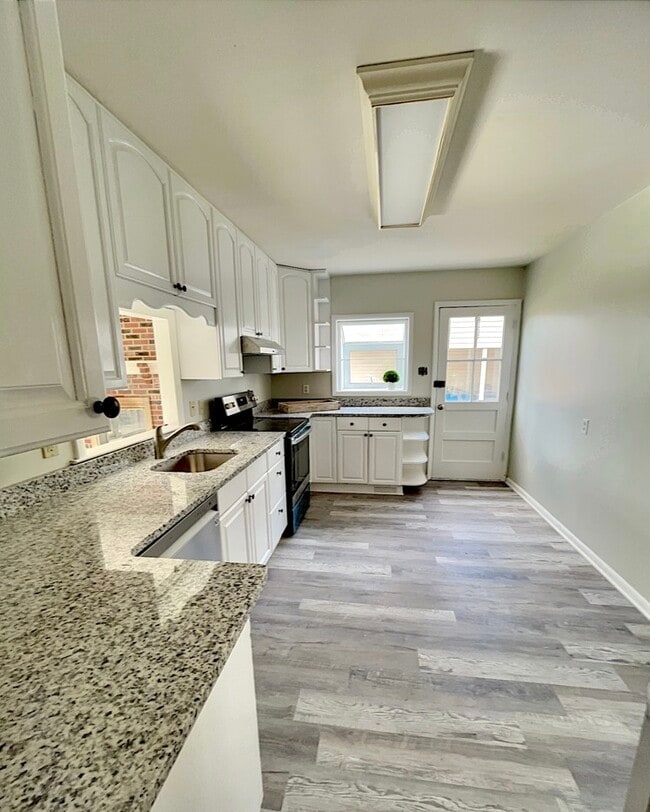 kitchen - 17 Havertown Rd
