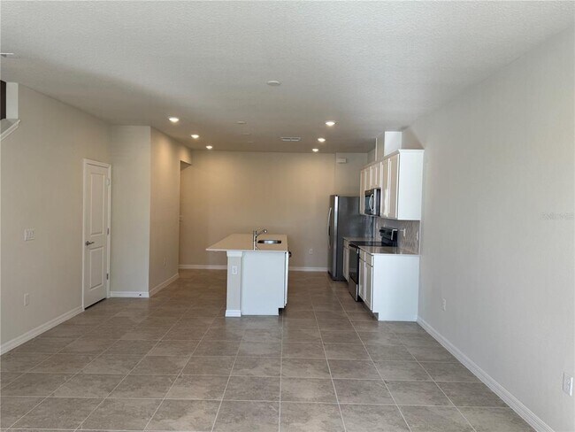 Foto del edificio - 16250 Bright Leaf Rd