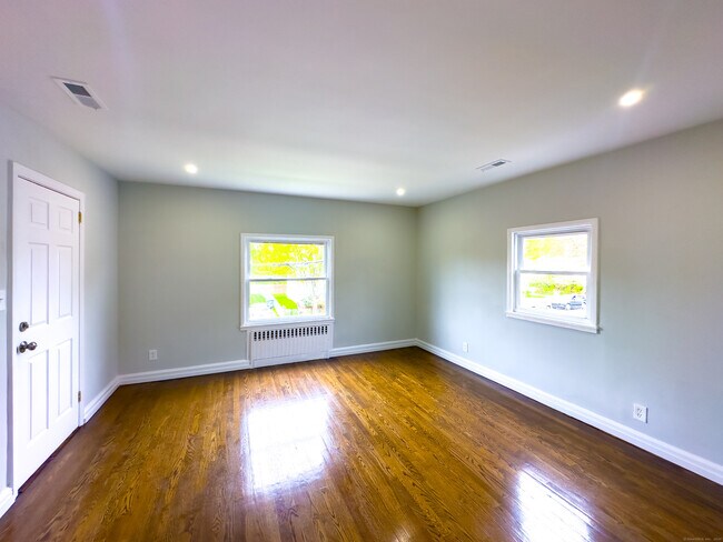 Foto del edificio - 249-251-251 Horace St