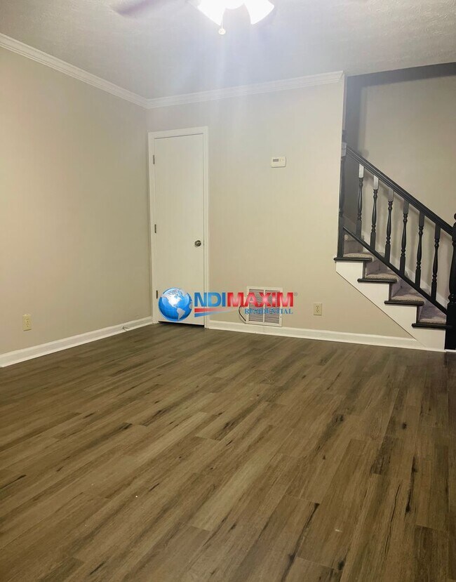 Foto del edificio - 2601-2607 Parkside Way SW