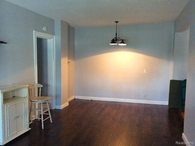 Foto del edificio - 301 Coutant St