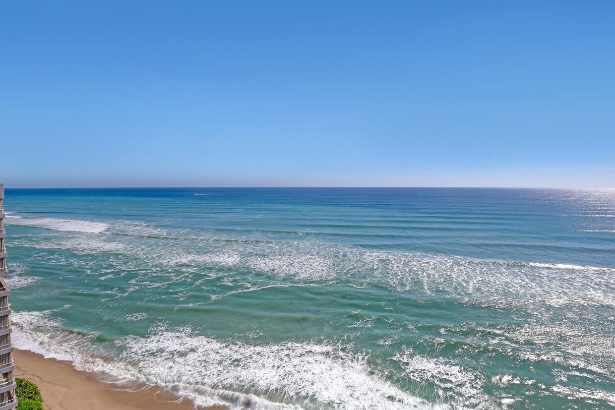 Foto principal - 5200 N Ocean Dr