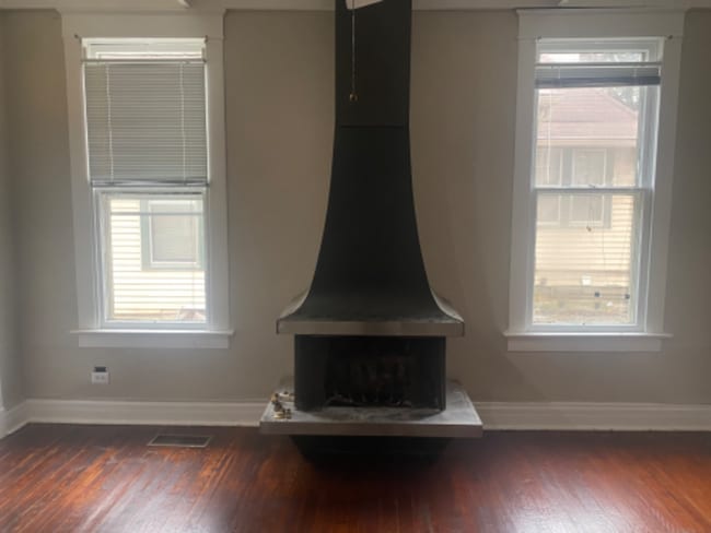 Photo - 2096 Court Ave Apartment
