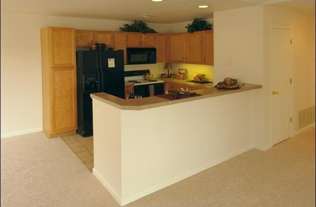 Building Photo - 5225 White Willow Dr