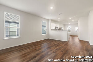 Foto del edificio - 10243 Band Wagon