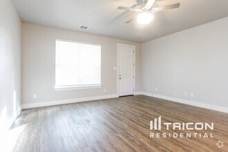 Building Photo - 10321 Ft Ewell Trl