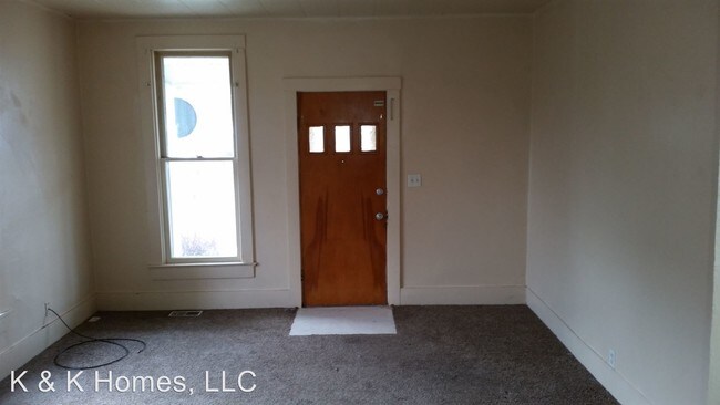 Building Photo - 342-344 N Charles St