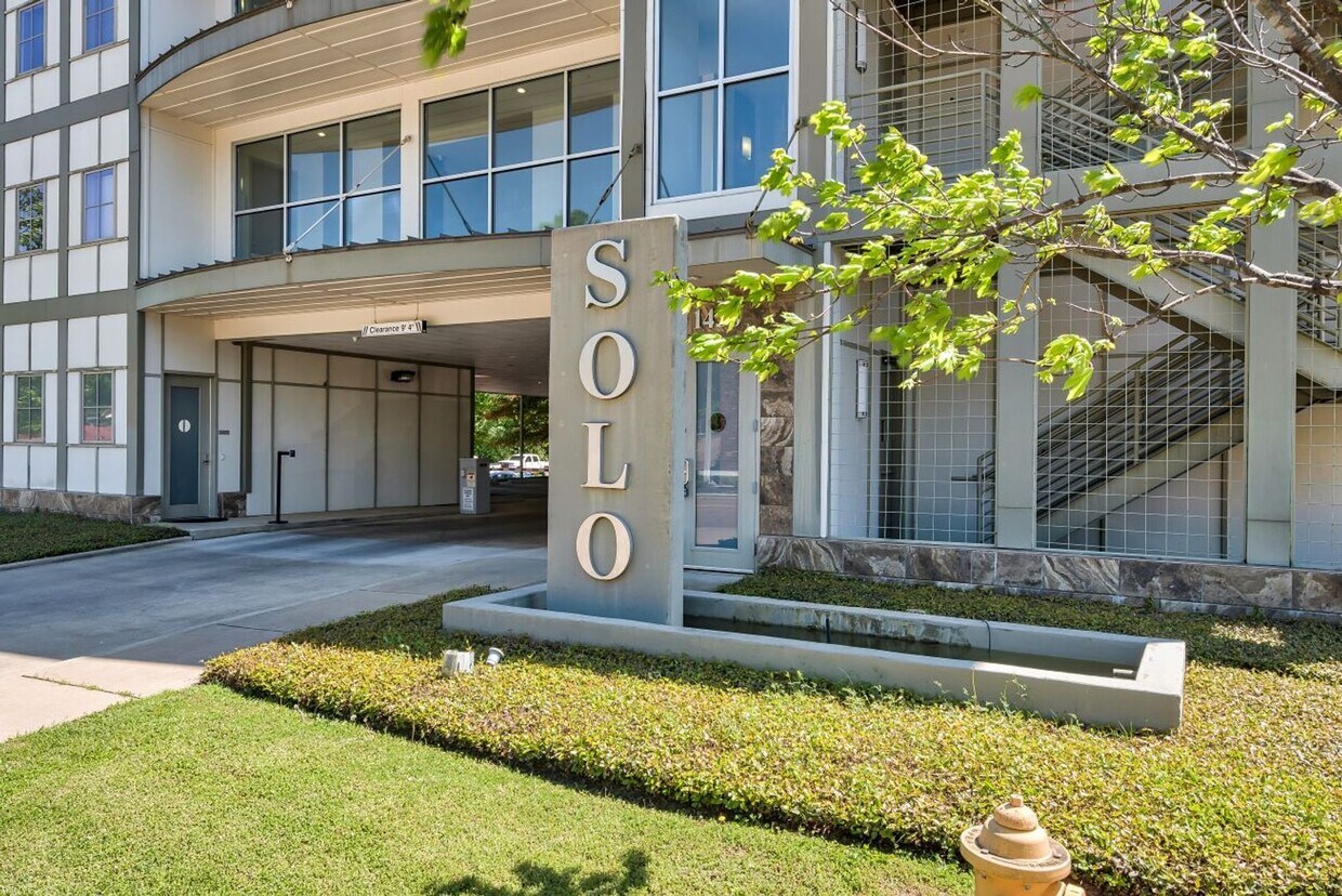 1430 University Ave Unit 302, Oxford, MS 38655 Condo for Rent in Oxford, MS