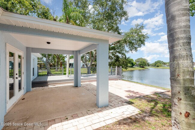 Building Photo - 4110 Bahama Ave
