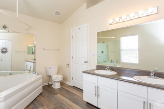 Highbrook Townhomes photo'