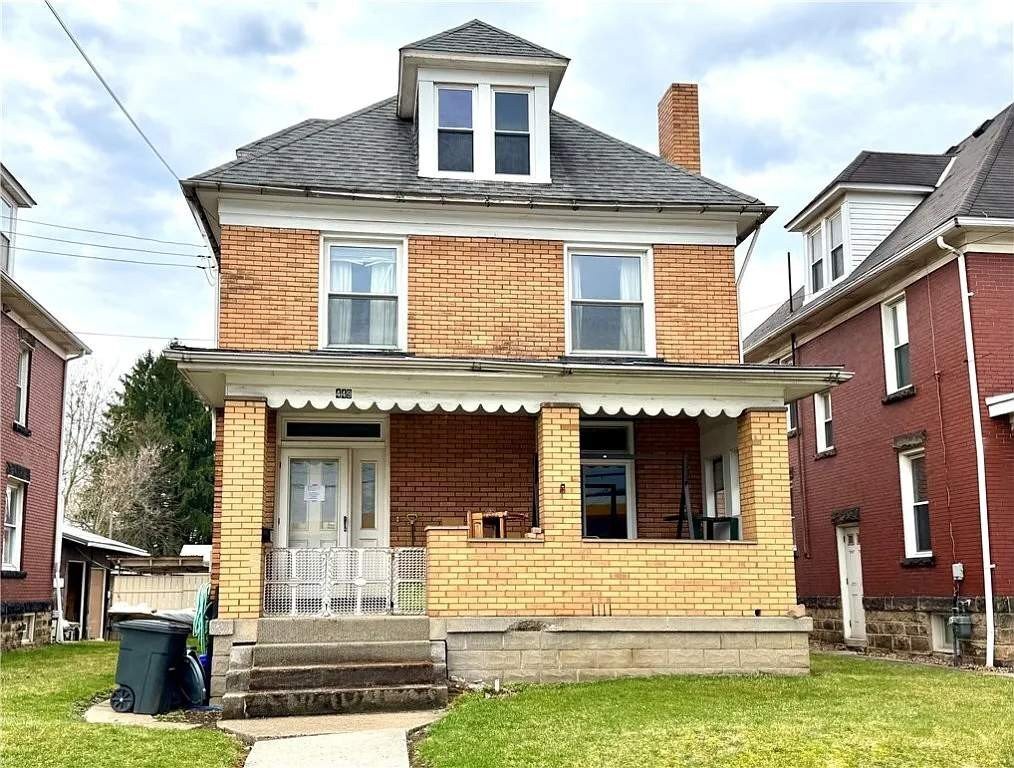 Foto principal - 449 W Cunningham St
