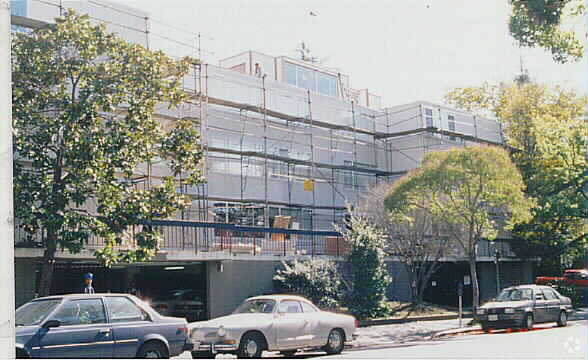 Building Photo - Royston Apartments