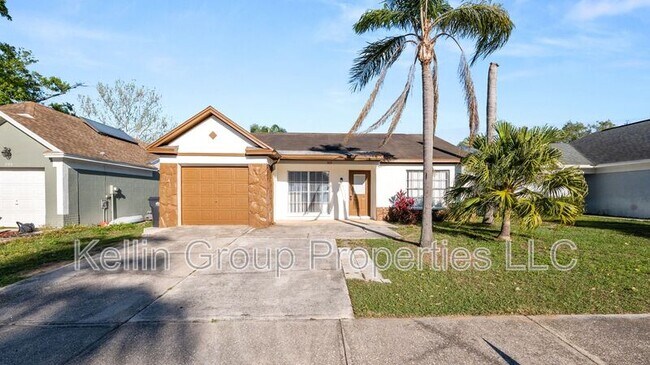 Building Photo - 303 Regal Park Dr