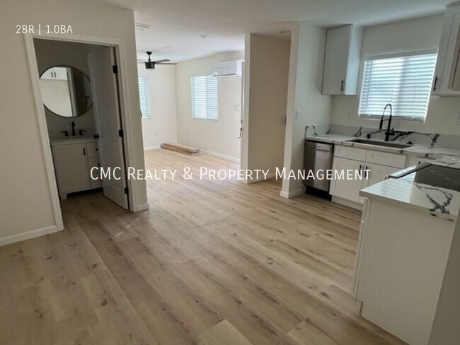 Foto del edificio - NEW CONSTRUCTION:  2 bed/ 1 bath w/ AC and...